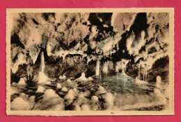 C.P. Dinant =  Grotte  LA  MERVEILLEUSE  :  Les  Colonnettes - Dinant