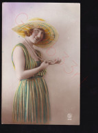 Belle Femme - PC Paris 398 - Postkaart - Women
