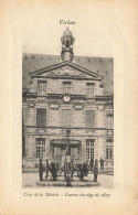 Verdun * Cour De La Mairie * Canons Du Siège De 1870 * Hôtel De Ville - Verdun