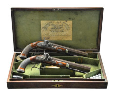 CASED PAIR OF WILLIAMS & POWELL PERCUSSION PISTOLS - Decorative Weapons