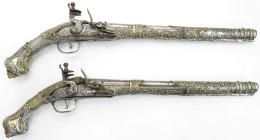 A FINE PAIR OF OTTOMAN KUBUR PISTOLS & HOLSTER - Sammlerwaffen