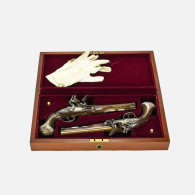 U.S.H.S. George Washington Cased Flintlock Pistols - Decorative Weapons