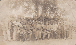 AK Foto Gruppe Deutsche Soldaten Beim Essen - Feldpost 1916 (69684) - War 1914-18