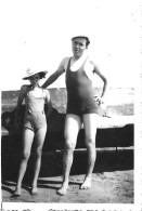 Photo Original 9x6 Cm -  Ancienne -Père Et Fille En Maillots De Bain, Vintage - Pin-ups