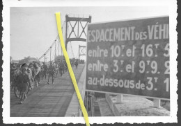 17 149  0624 WW2 WK2 CHARENTE TONNAY PONT    SOLDATS ALLEMANDS 1940 - War, Military