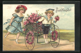 Präge-AK Kinderpaar Mit Einem Blumenwagen, Neujahrsgruss  - New Year