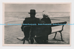 C002762 Scheveningen. In Afwachting. J. V. D. Hoek. No. B. 656. 1951 - World