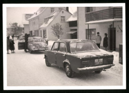 Fotografie Auto Fiat, PKW Mit Kennzeichen Berlin Im Schnee  - Coches