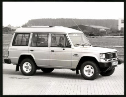 Fotografie Auto Mitsubishi Pajero Hochdach, Geländewagen Modell 1987  - Auto's