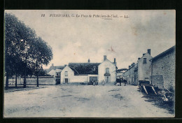 CPA Pithiviers-le-Vieil, La Place  - Pithiviers