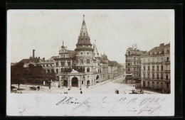 Foto-AK München, Strassenpartie Mit Gasthaus Löwenbräu-Keller Und Apotheke  - Autres & Non Classés