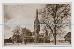 C003481 Salisbury Cathedral. 5823. Precision. RP. English Series. 1955 - World