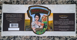 PIN UP CRAFT BEER LABEL/BEAUTIFUL WOMAN PIN UP ALLIEN #032 - Bière