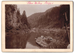 Fotografie Brück & Sohn Meissen, Ansicht Karlsbad, Partie Auf Der Eger Am Hans Heilig Felsen Mit Ruderbooten  - Places