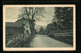 AK Tölz-Bieburg, Strassenpartie Mit Gasthaus, Blick Zur Benediktenwand  - Bad Toelz