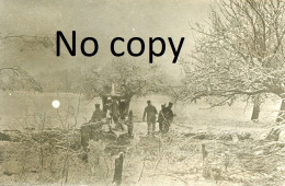 2 PHOTOS ALLEMANDES - CANON SOUS LA NEIGE AU MOULIN DE CHARLEVAUX PRES DE VARENNES EN ARGONNE MEUSE GUERRE 1914 1918 - Guerre, Militaire