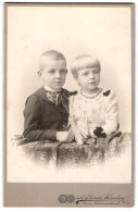 Fotografie A. Bartel, Hamburg, Grosse Johannisstrasse 23-25, Kinderpaar In Hübscher Kleidung  - Anonyme Personen