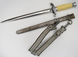 WWII German Army Officer's Dagger With Scabbard - Armes Blanches