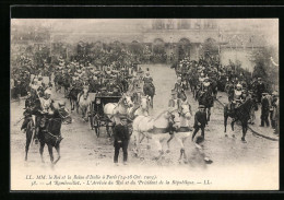 Cartolina Paris, LL. MM. Le Roi Et La Reine D`Italie  - Familles Royales