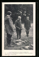 Cartolina S. M. Victor-Emmanuel III Regardant Le Tableau D`une Battue  - Royal Families