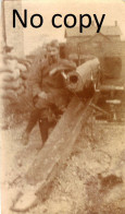 4 PHOTOS FRANCAISES - ARTILLEURS ET CANON A BULLY LES MINES PRES DE GRENAY - AIX NOULETTE PAS DE CALAIS GUERRE 1914 1918 - Guerre, Militaire