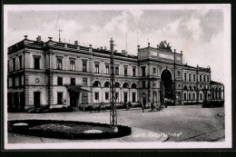 AK Gera, Hauptbahnhof Mit Vorplatz  - Gera