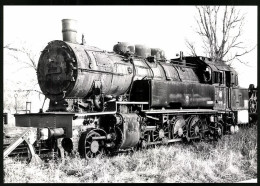 Fotografie Deutsche Reichsbahn, Dampflok Nr. 83 516 Verrottet Auf Einem Abstellgleis, Eisenbahn  - Trains