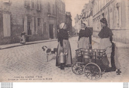 O20-41) TYPE DU CENTRE - GROUPE DE LAITIERES DES ENVIRONS DE BLOIS - ( OBLITERATION DE 1902 - 2 SCANS ) - Blois