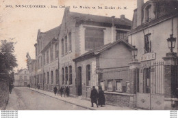 O18-92) BOIS COLOMBES - RUE GUIZOT - LA MAIRIE ET LES ECOLES  - ( 2 SCANS ) - Colombes