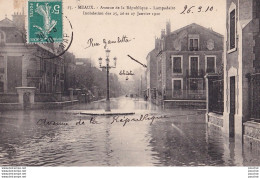 14-77) MEAUX - AVENUE DE LA REPUBLIQUE - LAMPADAIRE - INONDATION DES 25 , 26 ET 27 JANVIER 1910 - Meaux