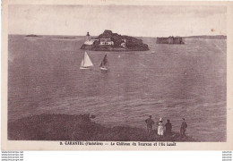 O3-29) CARANTEC (FINISTERE) LE CHATEAU DU TAUREAU ET L' ILE DU LOUET  - ( 2 SCANS ) - Carantec