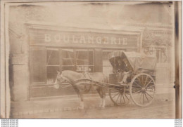 33) CAUDERAN (GIRONDE) CARTE PHOTO - DEVANTURE D' UNE BOULANGERIE A LOCALISER - ANIMATION - ATTELAGE CHEVAL - 2 SCANS  - Other & Unclassified