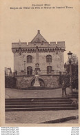 O28-60) CLERMONT (OISE)  DONJON DE L ' HOTEL DE VILLE  ETSTATUE DE CASSINI THURY  - ( ANIMEE - HABITANTS - 2 SCANS ) - Clermont