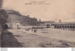 O23- MEKNES (MAROC)COURS INTERIEURES ET REMPARTS   - ( ANIMEE - 2 SCANS ) - Meknes