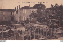 J9-32) VIC FEZENSAC (GERS) L ' HOPITAL ET LE PARC  - ( 2 SCANS ) - Vic-Fezensac