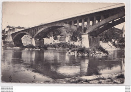 J21-46) LUZECH (LOT) LE PONT DE LA DOUVE - ( OBLITERATION DE 1968 - 2 SCANS ) - Luzech