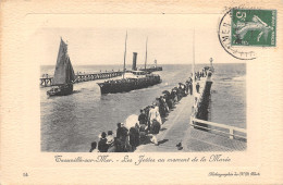 14-TROUVILLE SUR MER-JETEE AU MOMENT DE LA MAREE-N 6011-H/0235 - Trouville