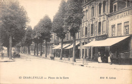 08-CHARLEVILLE-PLACE DE LA GARE-N 6012-D/0393 - Charleville