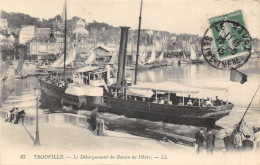 14-TROUVILLE-DEBARQUEMENT DU BATEAU DU HAVRE-N 6012-D/0337 - Trouville