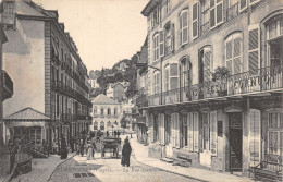 88-PLOMBIERES LES BAINS-RUE STANISLAS-N 6013-C/0155 - Plombieres Les Bains