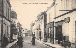 17-SAINT FORT SUR GIRONDE-GRANDE RUE-N 6013-G/0389 - Sonstige & Ohne Zuordnung