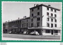 47) AGEN - PHOTO A. RAYMOND - HOTEL LE PERIGORD - QUINCAILLERIE P. GAILLAC - R. LABENEDIE CYCLES ET MOTO TERROT - Agen