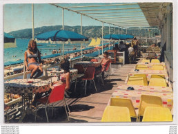 A31-06) JUAN LES PINS - BIJOU PLAGE - SON RESTAURANT -  GRANDE PLAGE DE SABLE FIN BROSSIN PROPRIETAIRE - ( 2 SCANS ) - Juan-les-Pins