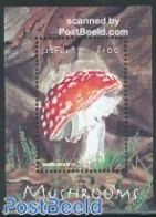 Liberia 2001 Amanita Muscaria S/s, Mint NH, Nature - Mushrooms - Mushrooms