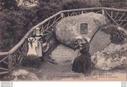 A30-29) PONT AVEN (FINISTERE) LE MONUMENT ELEVE A LA MEMOIRE DE BRIZEUX PAR BOTREL . - ( ANIMEE  - 2 SCANS ) - Pont Aven