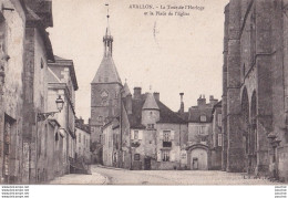 A29-89) AVALLON - LA TOUR  DE L ' HORLOGE ET LA PLACE DE L ' EGLISE - ( 2 SCANS ) - Avallon