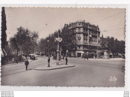 A24-31) TOULOUSE  - CARREFOUR DES BOULEVARDS ET PLACE - ( OBLITERATION DE 1943 - 2 SCANS ))  - Toulouse