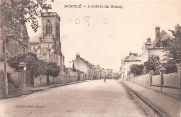 14-DOZULE-ENTREE DU BOURG-N 6015-F/0079 - Otros & Sin Clasificación