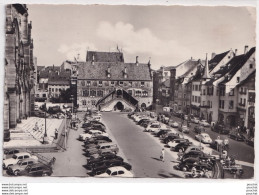 O12-68) MULHOUSE (HAUT RHIN) HOTEL DE VILLE ET LA PLACE DE LA REUNION  - NOMBREUSES VOITURES - ( 1960 - 2 SCANS ) - Mulhouse