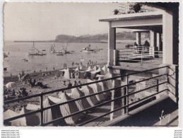 O8-64) SAINT JEAN DE LUZ  - LA PLAGE ET LA POINTE SAINTE BARBE   - ( 1946 - 2 SCANS )  - Saint Jean De Luz